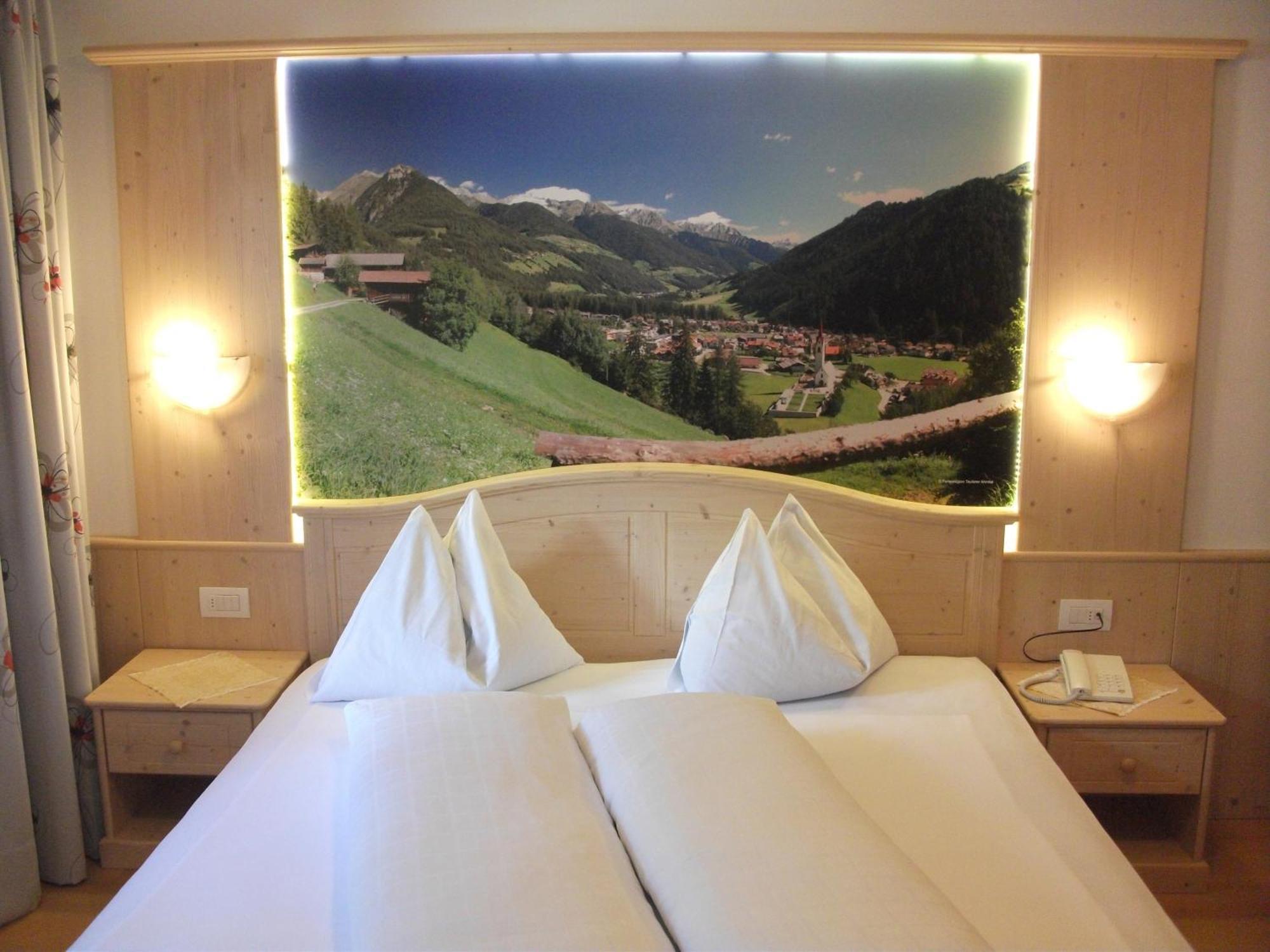 Hotel Schwarzbachhof Lutago Eksteriør bilde